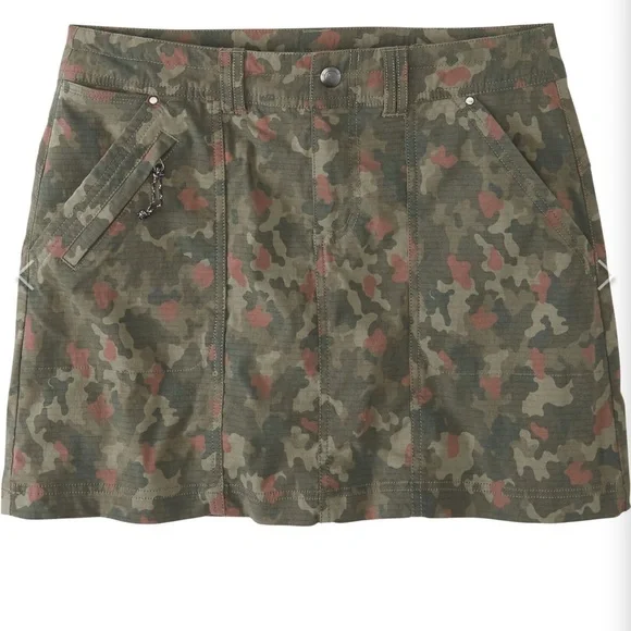 Title Nine Big B Skort Wailea Camo green pink zip close pockets boy short lined - Picture 2 of 16